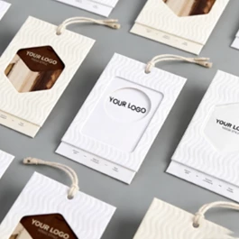 Etiquetas colgantes personalizadas