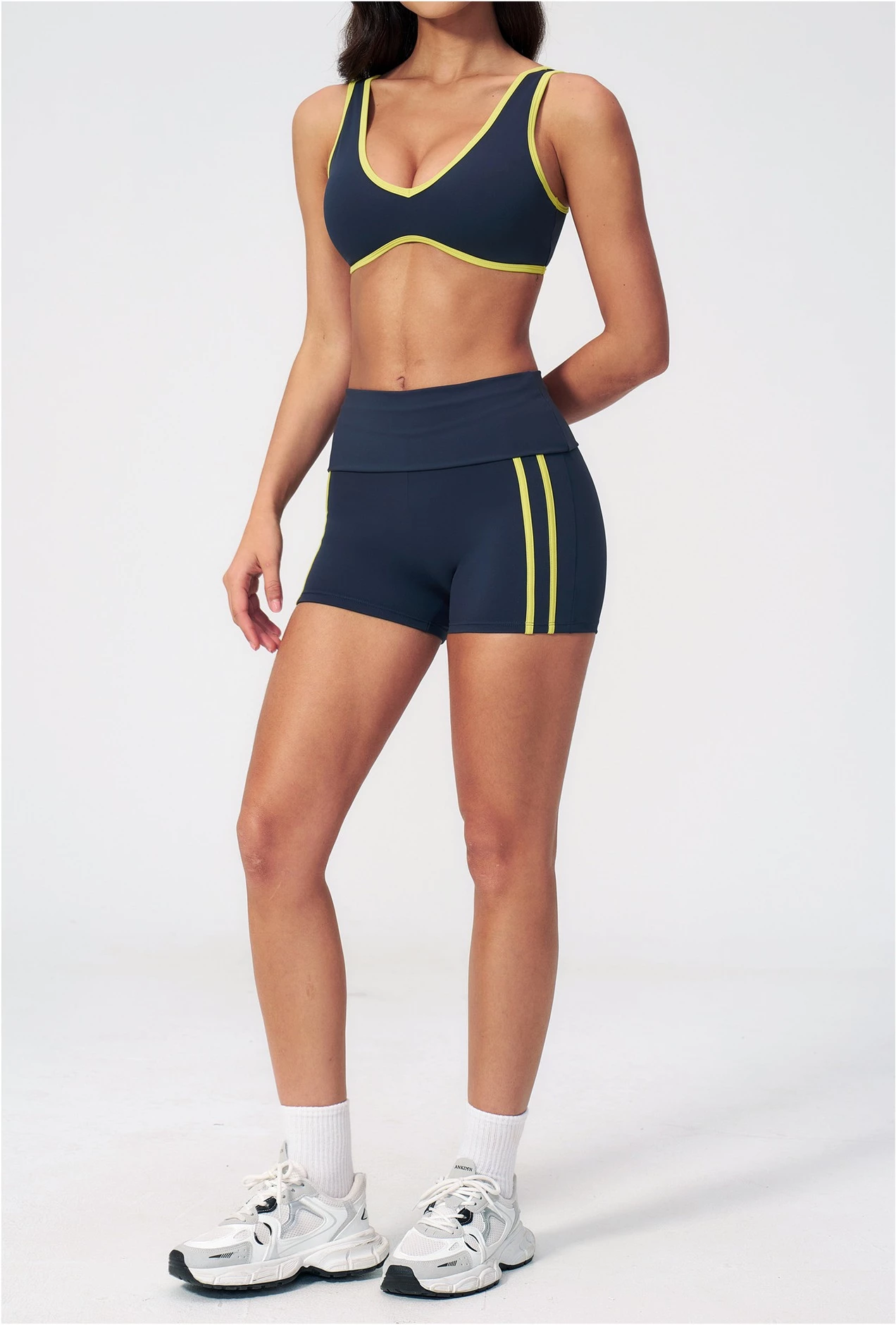 Wholesale Women's Gym Clothes, Workout Clothes Wholesale, Gym Clothes Manufacturer
