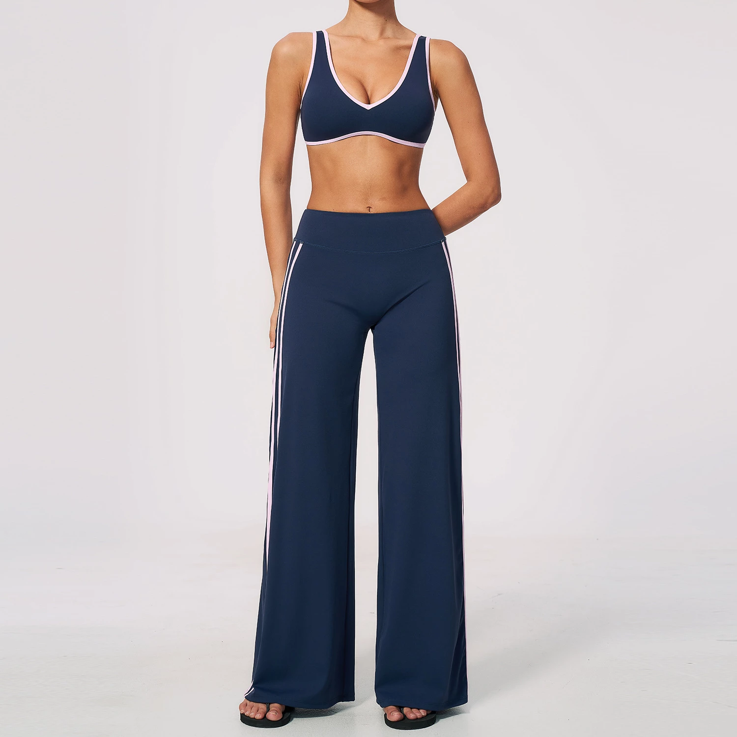 Wholesale Women's Gym Clothes, Workout Clothes Wholesale, Gym Clothes Manufacturer